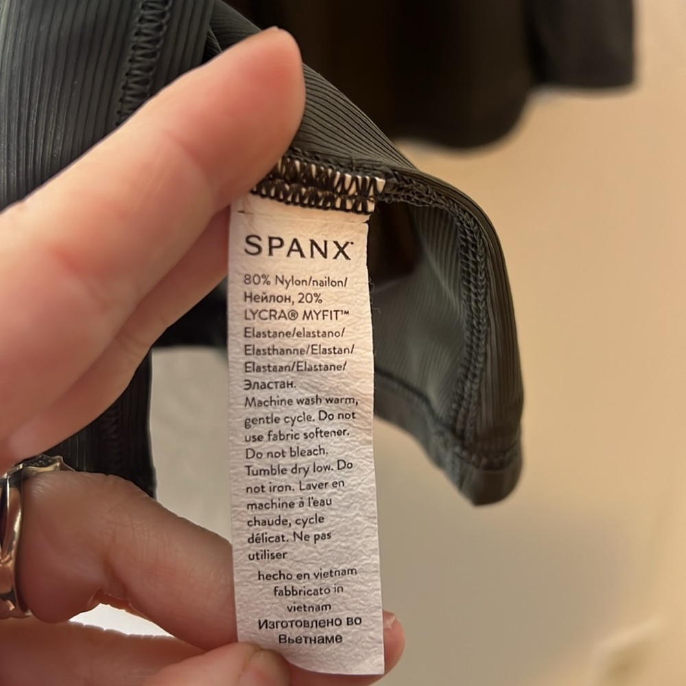 Spanx Go Lightly Ribbed Tie Back Tank Dark Olive Green SZ S - Picture 9 of 10